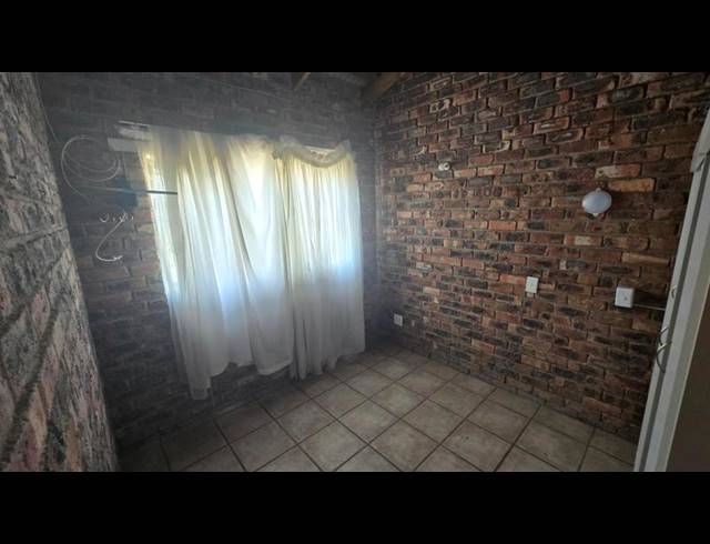 1 BEDROOM HOUSE FOR SALE IN PERLEMOENBAAI